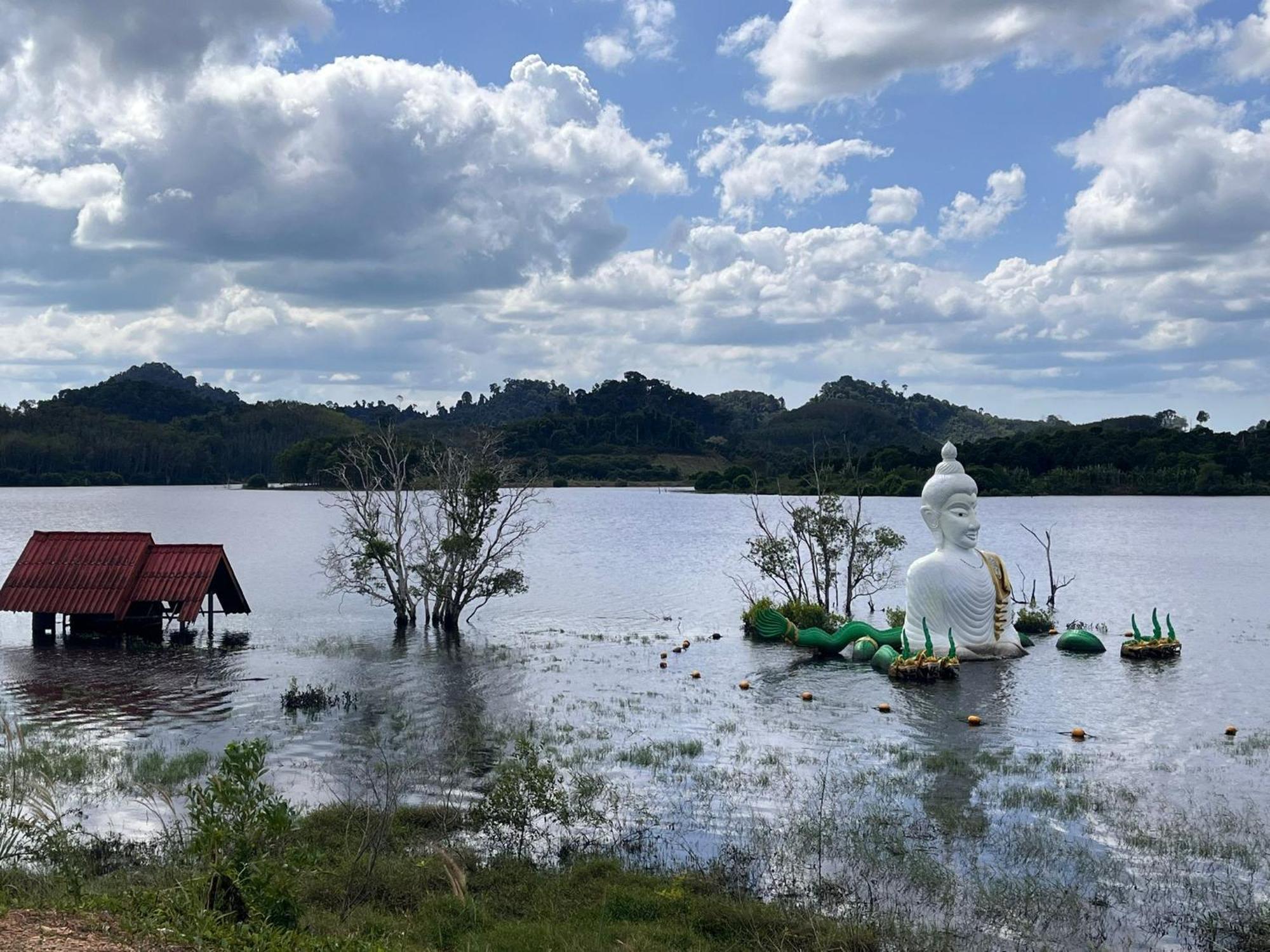 Baan Hotelier Resort Trat Exteriér fotografie